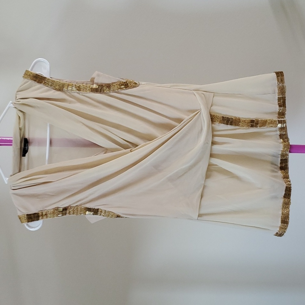 Bebe Tan Cream Nude Fashionable Sleeveless Tunic Top sz XS